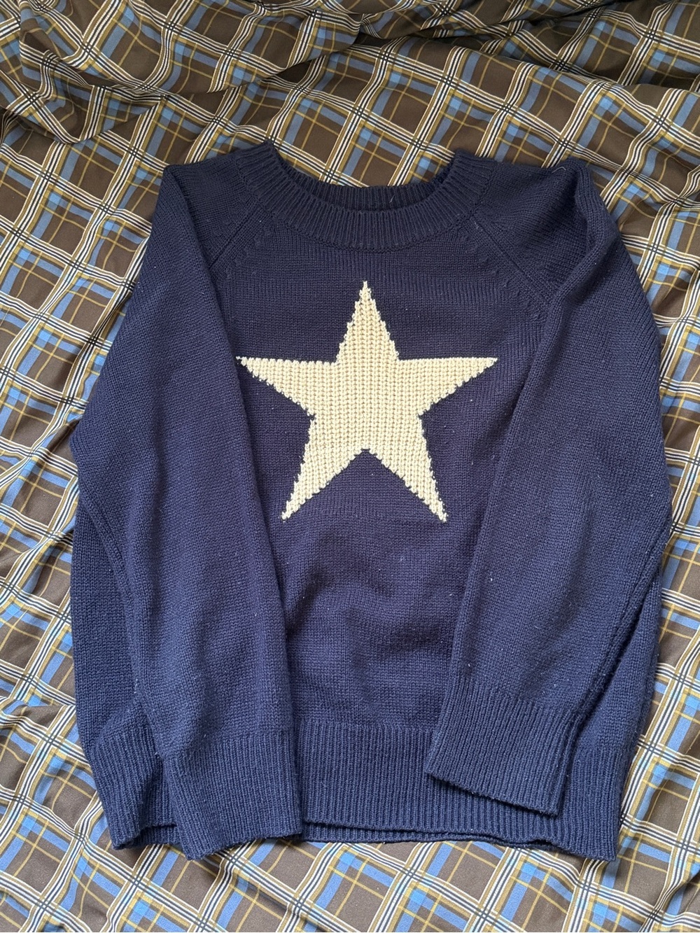 Lewkin Star Sweater